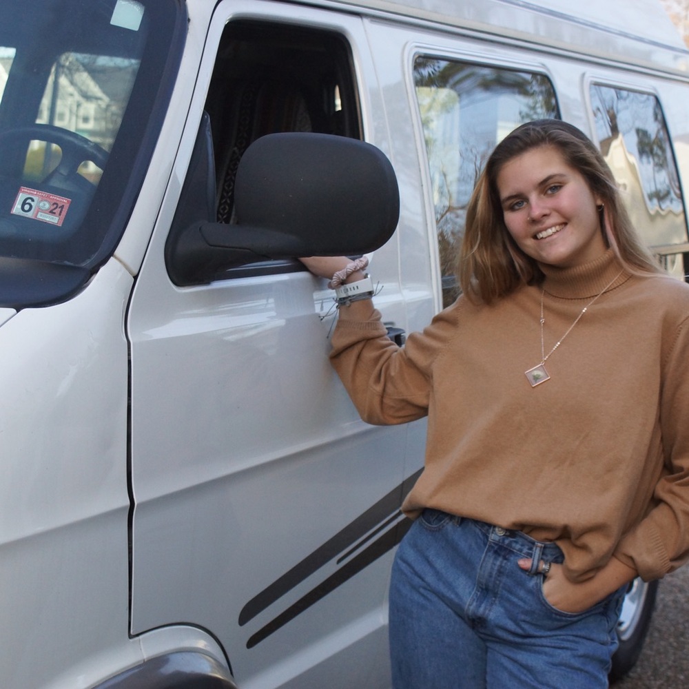 Meet your Posher, Emily